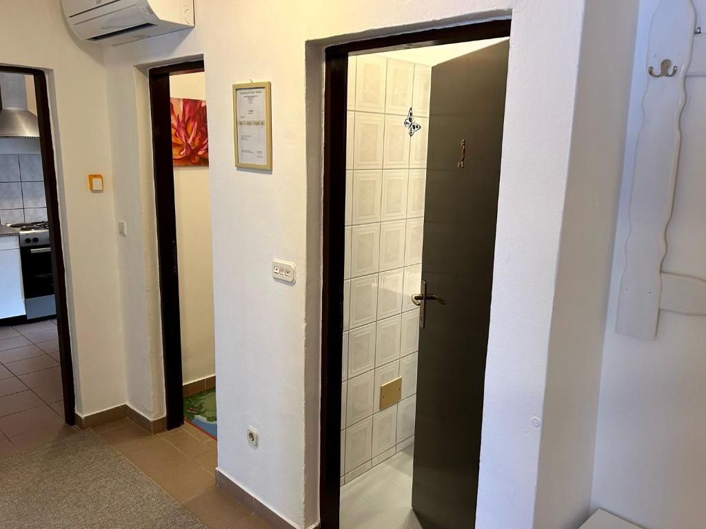 Apartment & Room Monika - photo 4