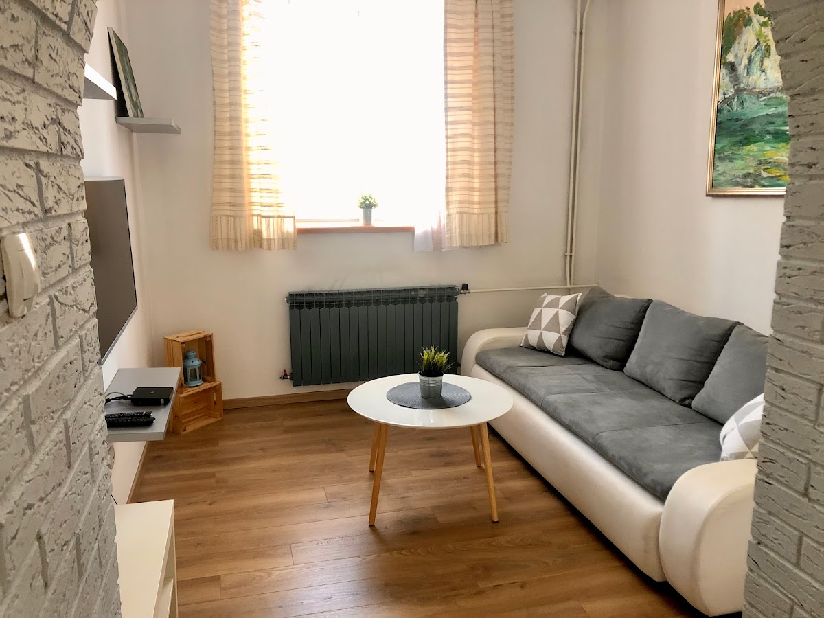 Crystal Lakes Apartment - photo 4