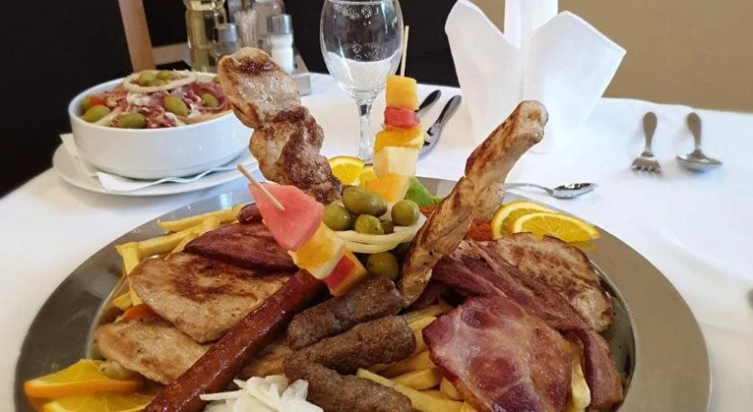 Hotel Macola - photo 7